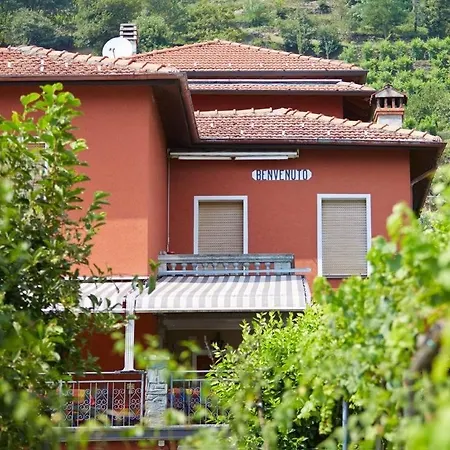 My Holidays - Giardino E Montagna 赫拉弗多纳